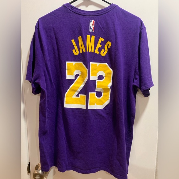 Lakers Lebron James Nike Tee #23 - Used. Good condition. Lakers shirt XL - Picture 2 of 5